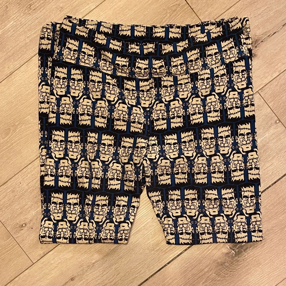 LuLaRoe Frankenstein Patterned Leggings TC